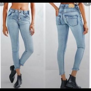 ONE TEASPOON DENIM “YARD BIRDS” SKINNY JEANS HIDDEN BUTTON FLY RAW HEM